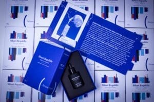 SibariRepublic-YvesKlein-Serum